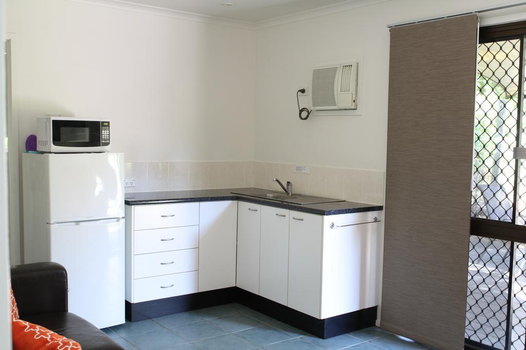 Lake Placid Tourist Park Hotel Caravonica Room photo
